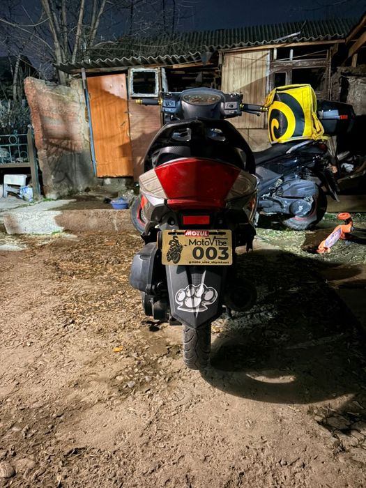 Продам скутер 50 кубов