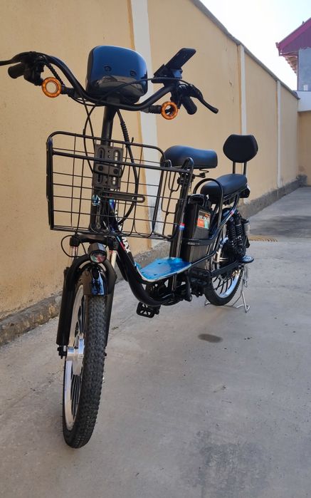 Veloskuter. 50 tezligi