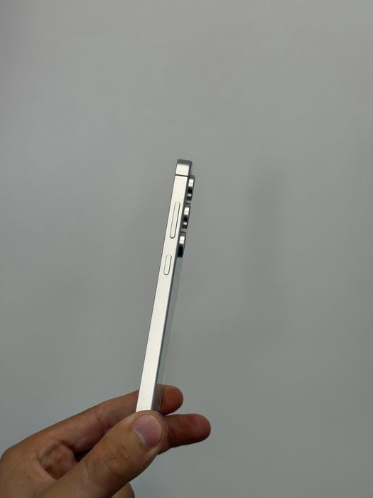 Отличен Samsung S24 FE 256 GB