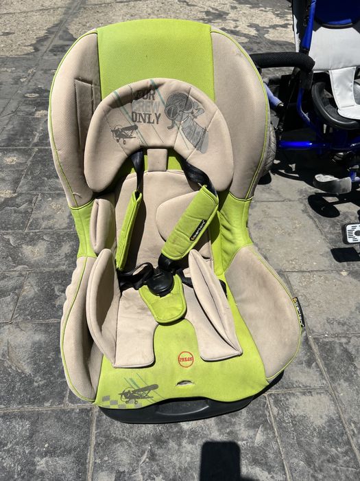 Бебешко столче за кола