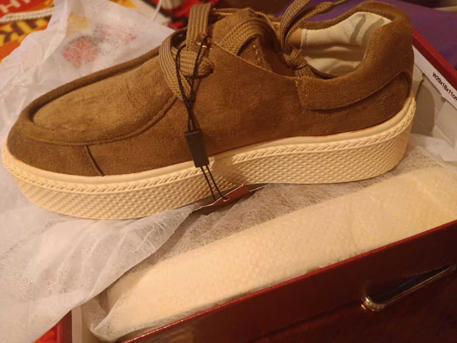 Вещи новые рубашка и обувь