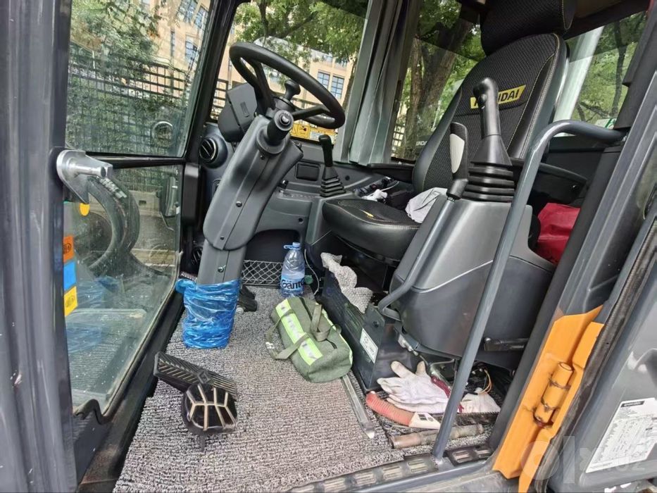 Эксковатор продаю hyundai 55