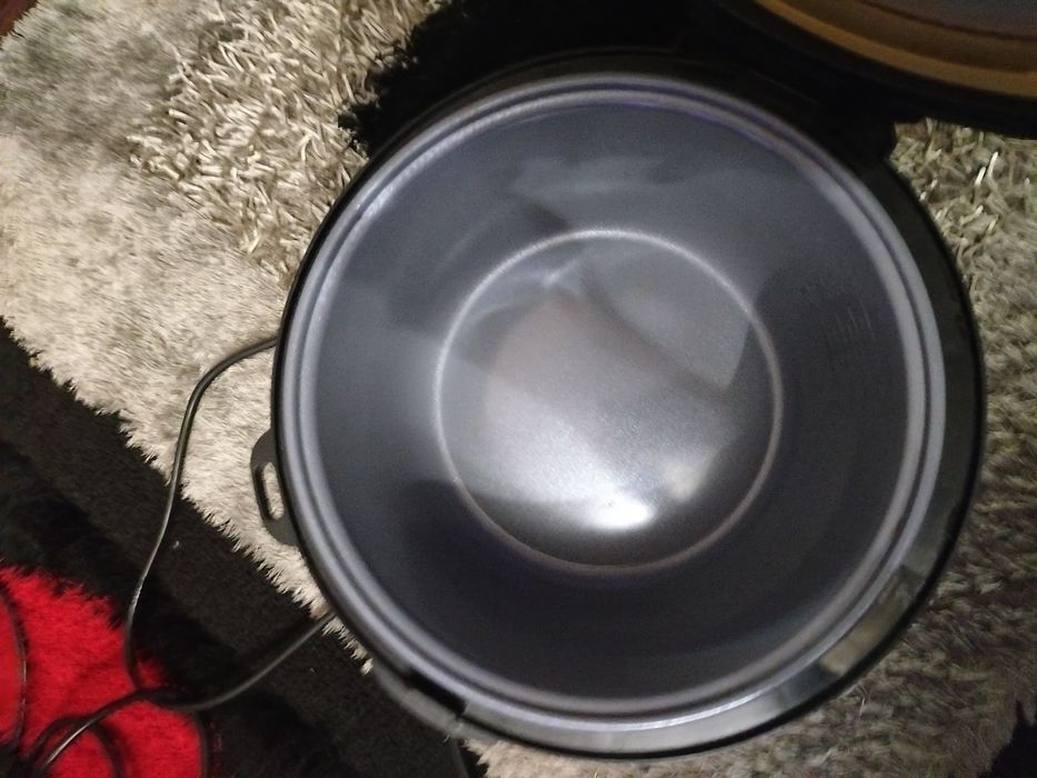 Продам хорошую мультиварку