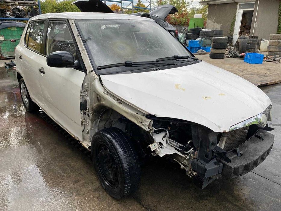 Dezmembraz Volkswagen Polo 1.6/Seat ibiza /Skoda Fabia /tdi /usa fabia/capota ibiza/aripa polo /CAYC/AZQ/CFWA/BBM