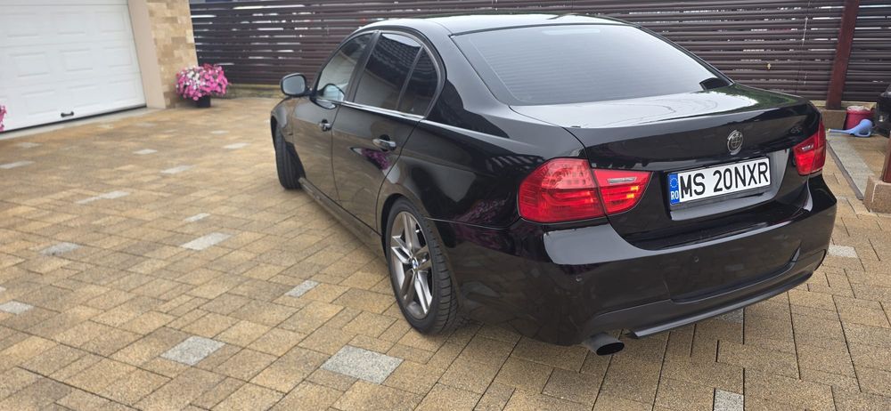 BMW seria 3 E90 2.0 benzina 140cp 2010