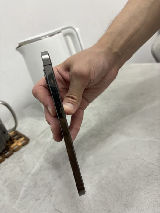 Продам Iphone 12 PRO MAX 256 ГБ