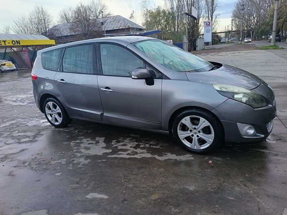 Renault Grand scenic