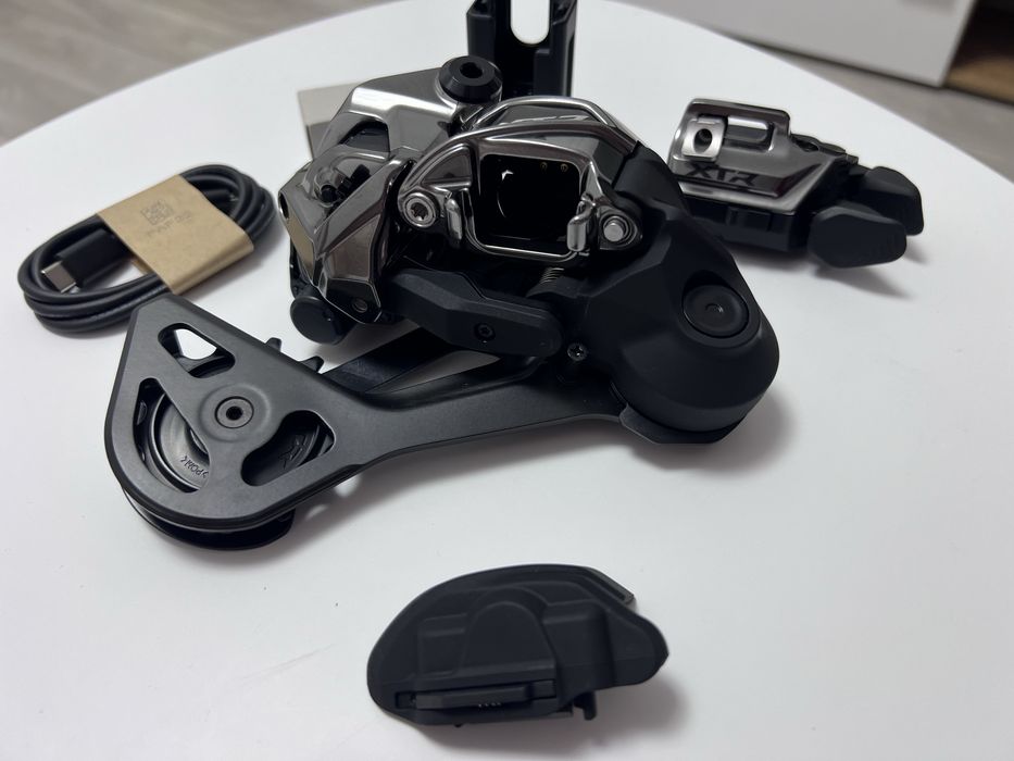 Set Shimano XTR Di2 M9250 SGS acumulator