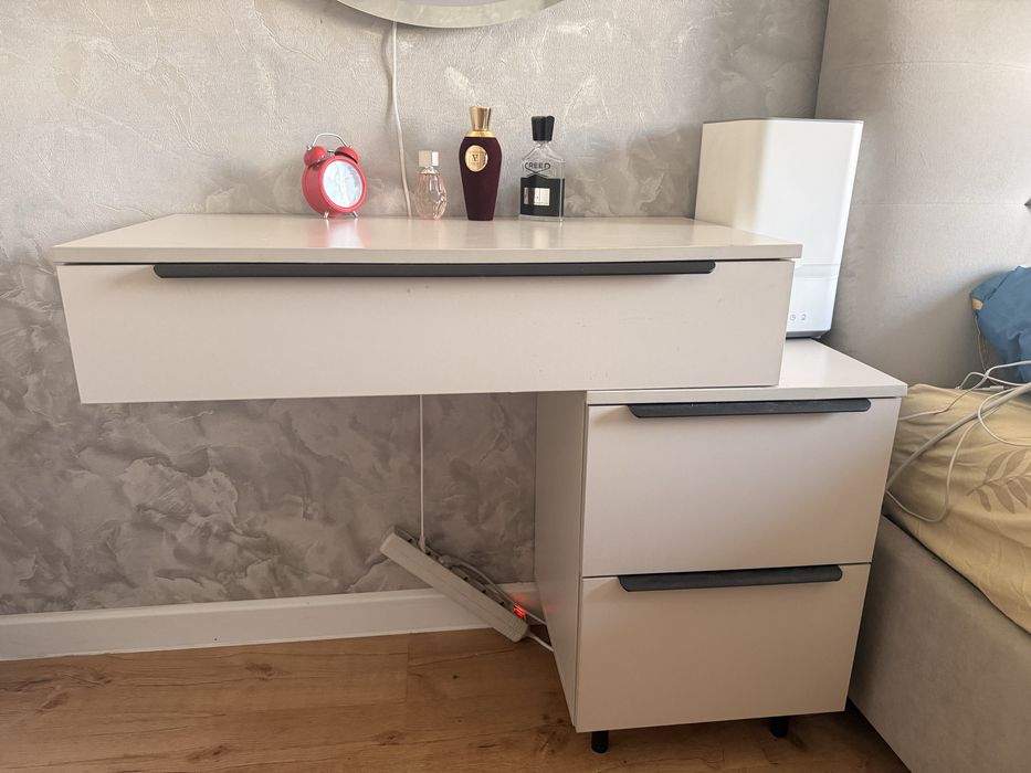 Туалетный столик