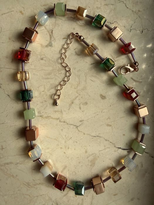 Колие изработено от камъни