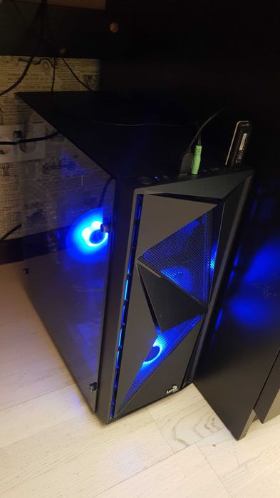 Продам игровой настольный компьютер