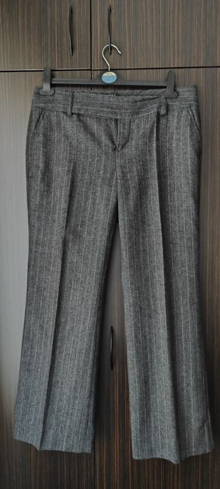 Женски вълнен костюм Dika