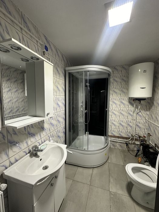 Inchiriez cabană la munte cu ciubar