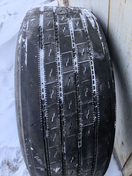 продам покрышки .