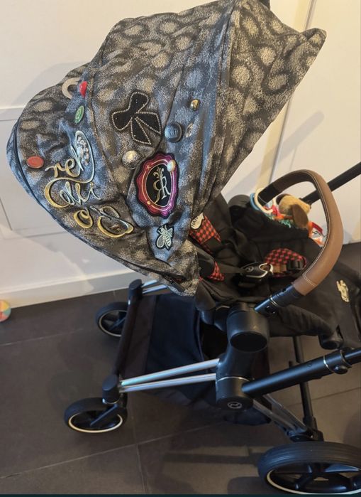 Cărucior Cybex "Rebellious" 3 în 1
