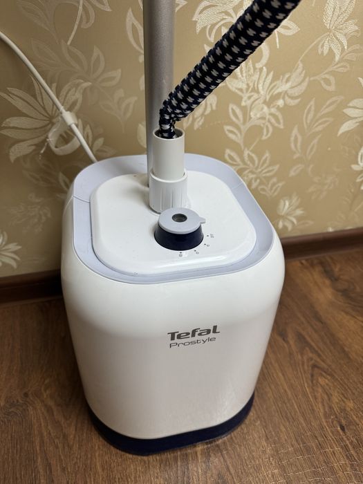 Паровой утюг новый