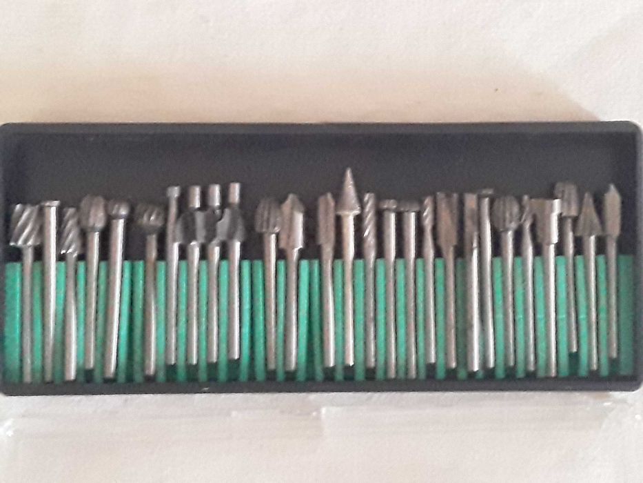 Многофункциональный инструмент Dremel