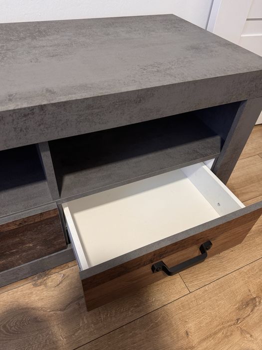 Comodă TV stil industrial – 3 sertare – 147 cm – Cluj