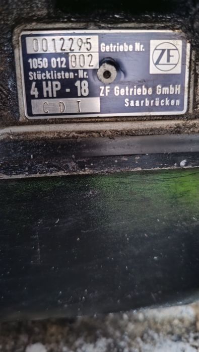 Продам запчасти Ауди 100