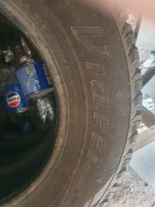 Продам шины зимние