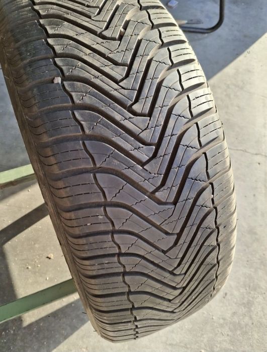 1 Anvelopă  de iarnă 205 55 r17 Cripmax