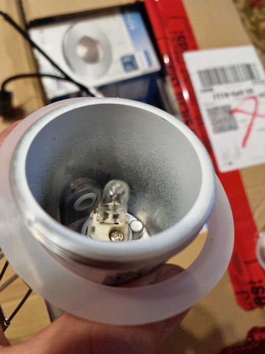 PHILIPS Massive Спот/Лунички за баня с трансформатор - 20W