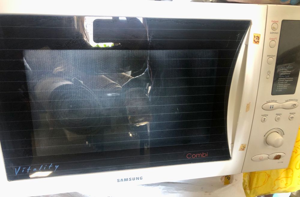 Микровълнова комбинирана фурна  Самсунг