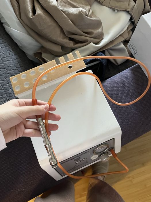 Aparat profesional Oxigen Hiperbaric Microdermabrziune