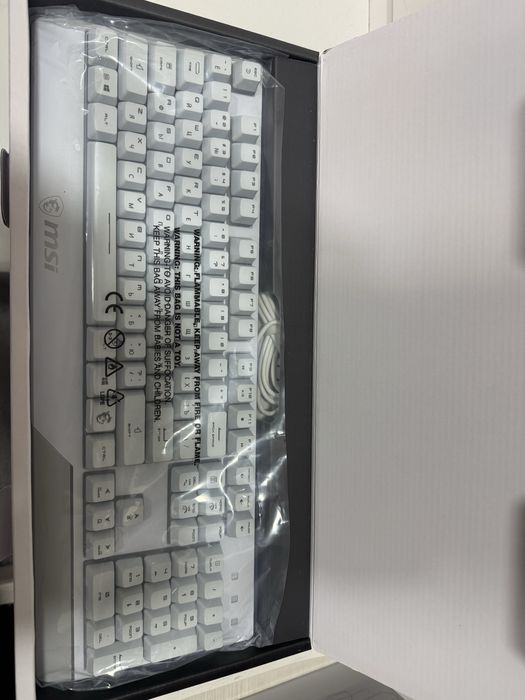 Клавиатура MSI Vigor GK30 белый