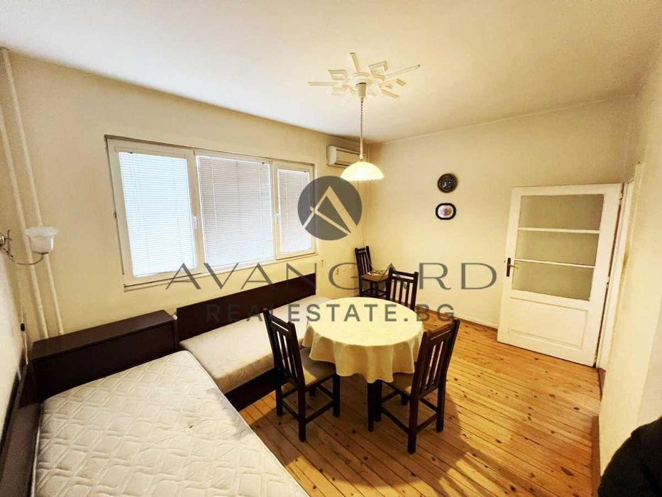 Продава се Многостаен апартамент в Пловдив, Център - 125 кв.м за 3040 €/кв.м - Снимка #2