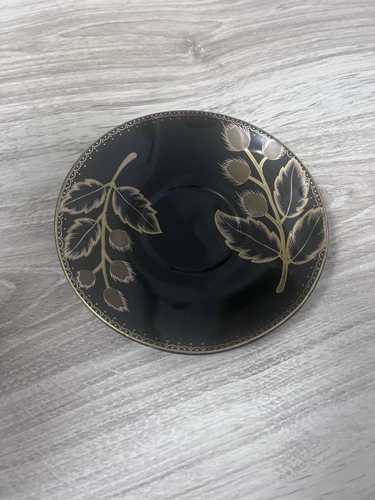 Set 6 cesti de cafea si 6 farfurioare