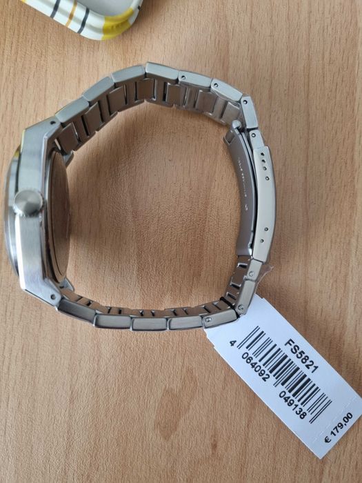 Нов мъжжки часовник Fossil fs5821