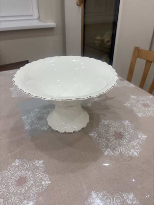 Посуда для сервировки