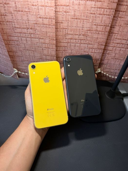 iPhone XR Negru/Galben, Memorie 64GB, 85% Baterie, iOS  18.7