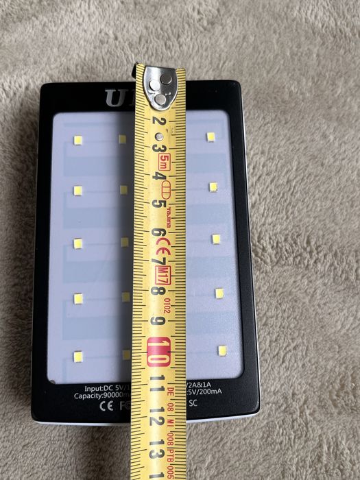 Incarcator solar multiple dispozitive