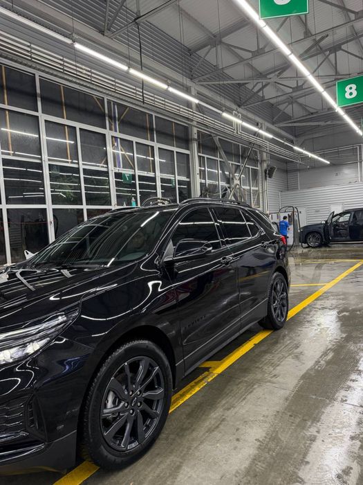 Chevrolet Equinox 2023 — 4