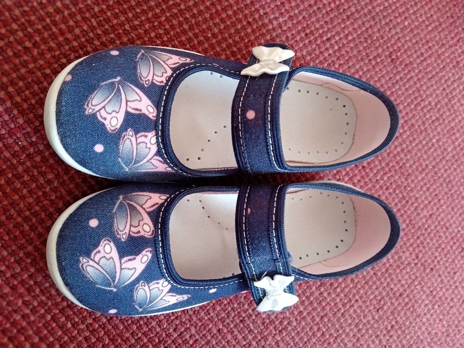 Пантофи ////////