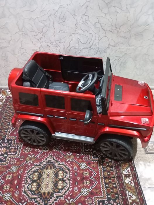 Pultli moshina sotiladi