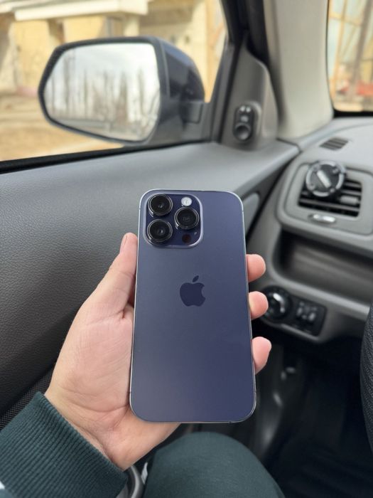 Iphone 14 pro purple