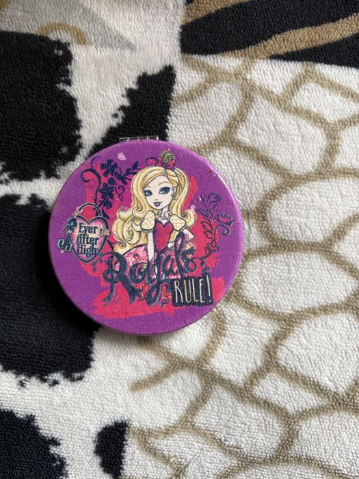 Зеркало с Эвер афтер хай (Ever after high)