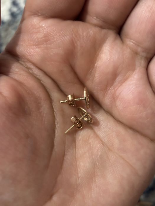 Серьги в рассрочку 1,08 гр. 55 тыс