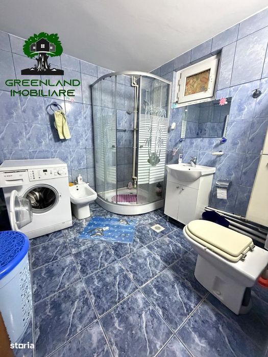 Casa in oras, 4 camere, 202 mp, anexa, garaj, Podu de Fier