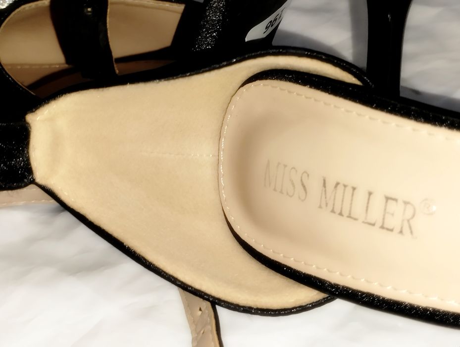 Каблуки на шпильках/туфли 36 размер