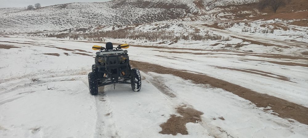 Продам квадрацикл 200кубов