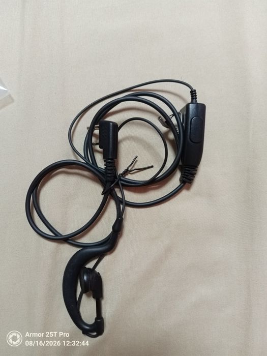 Doua cadouri și baterie extinsă,3.800 mAh cu incărcare și USB C pentru stație radio Baofeng UV-5R,cadou o antenă