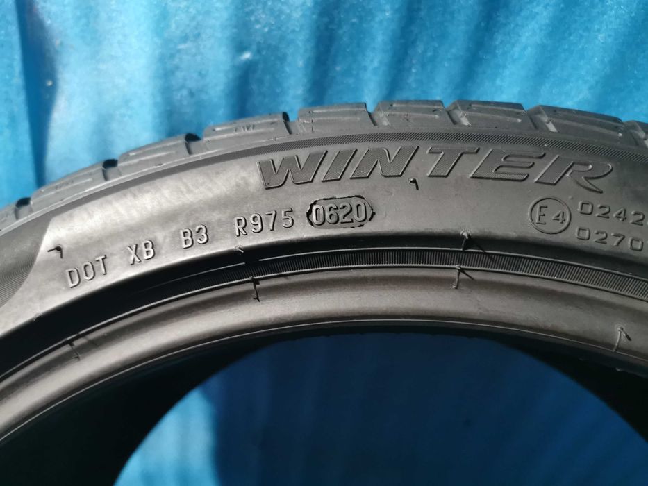 275/35 R19 - pirelli m+s 2 bucati