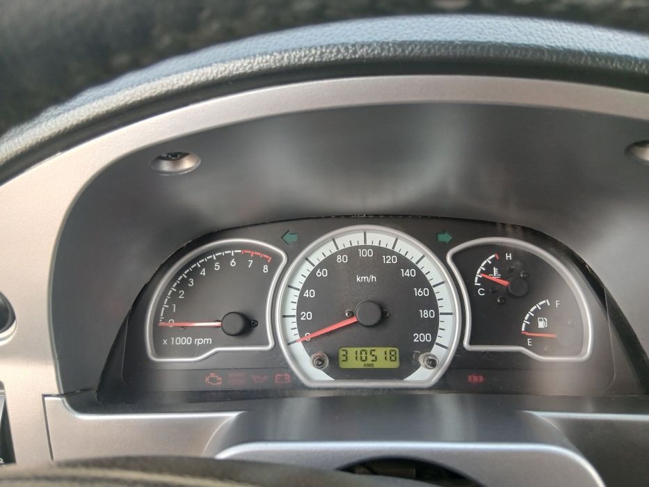 nexia 2 1.6 l sotiladi 2010 yil