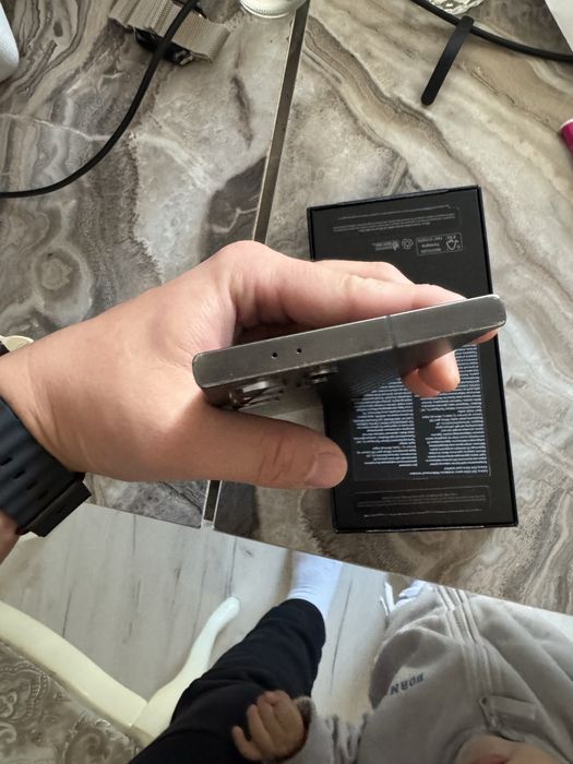 Продам samsung S24 Ultra