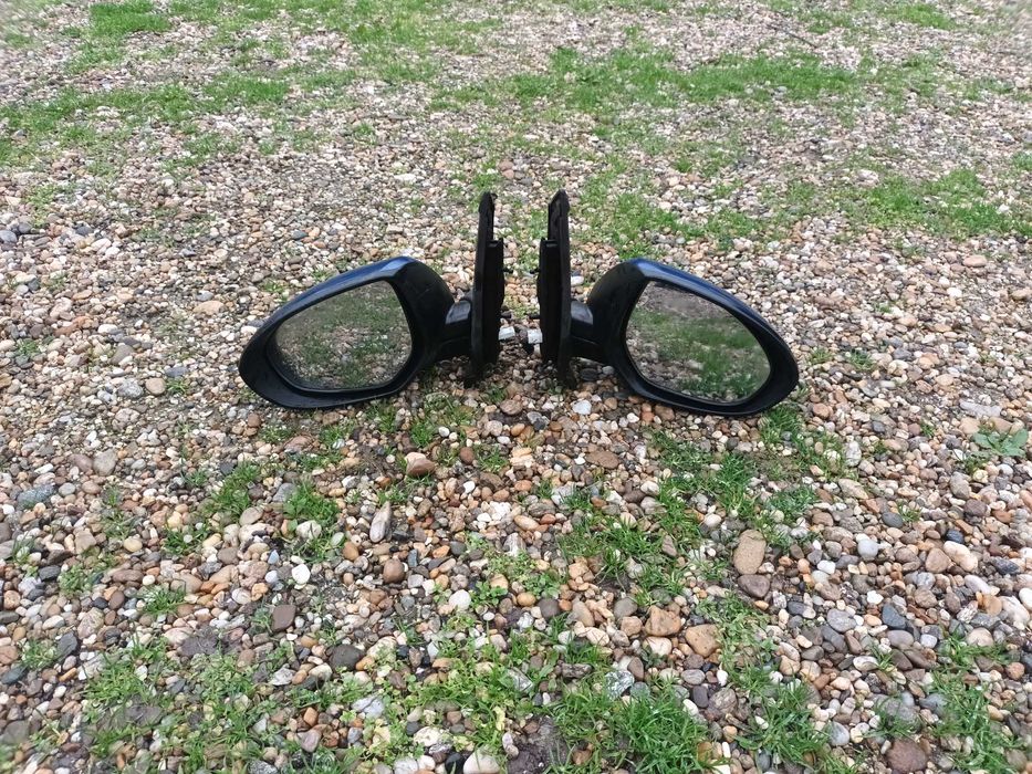 ляво и дясно огледало за мазда 2 07 - 12 MAZDA 2