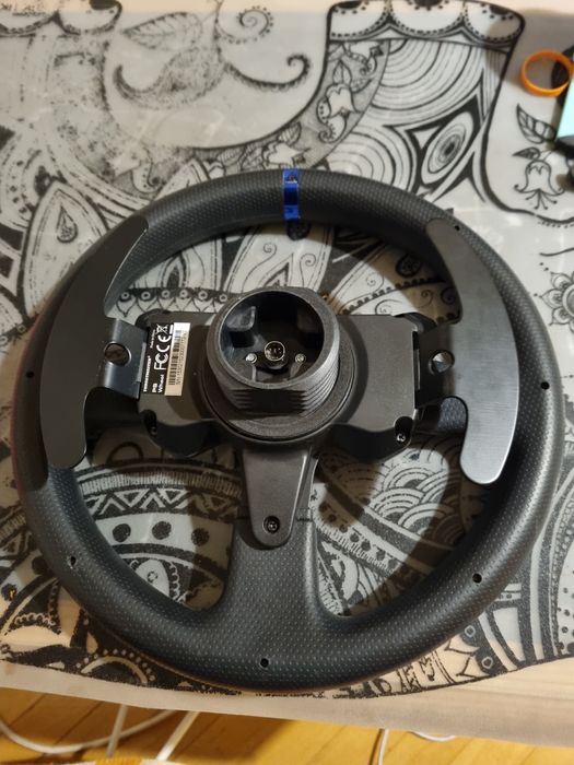 Thrustmaster за t300 волан ps3 ps4 ps5 pc за